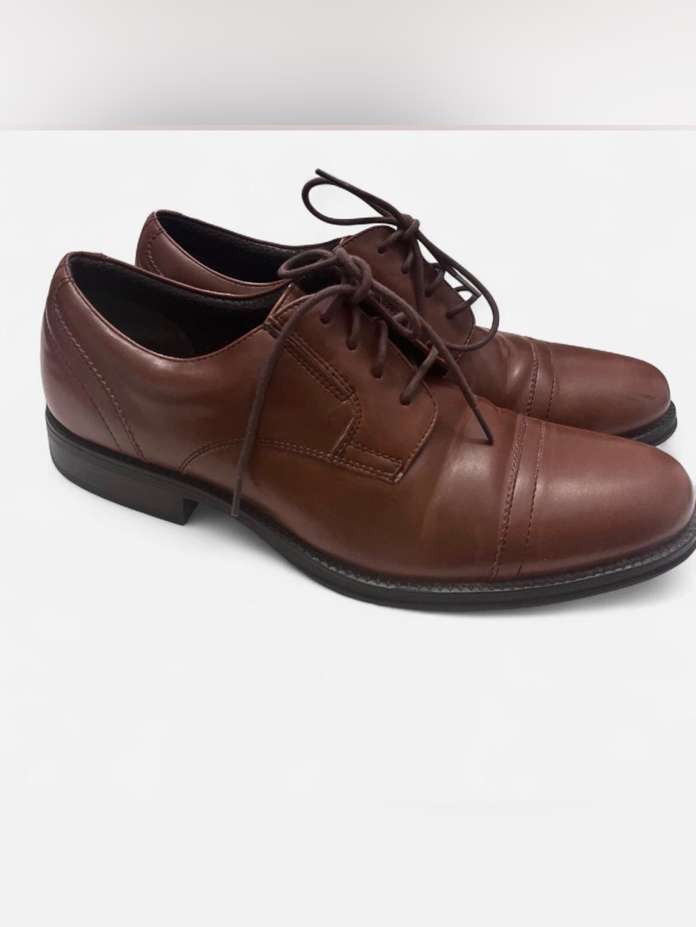 Dockers Men's Brown Lace-Up Cap-Toe Oxfords